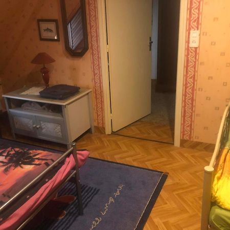 Double & Family Rooms In Tranquility In Blue Saint-Mars-sur-la-Futaie Buitenkant foto