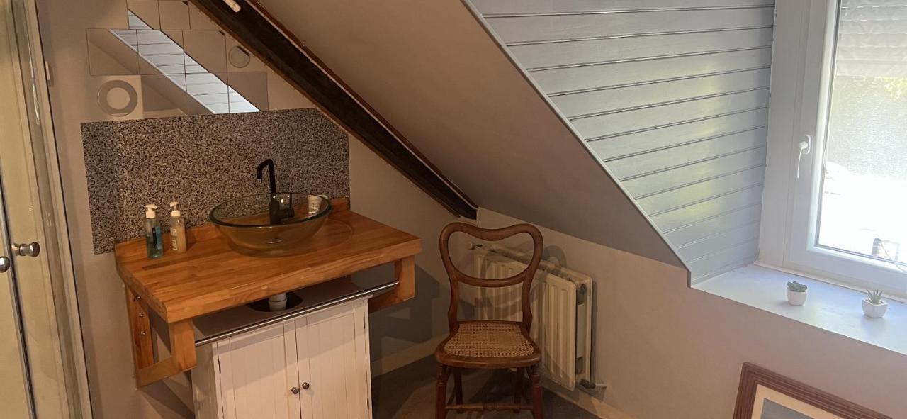 Double & Family Rooms In Tranquility In Blue Saint-Mars-sur-la-Futaie Buitenkant foto
