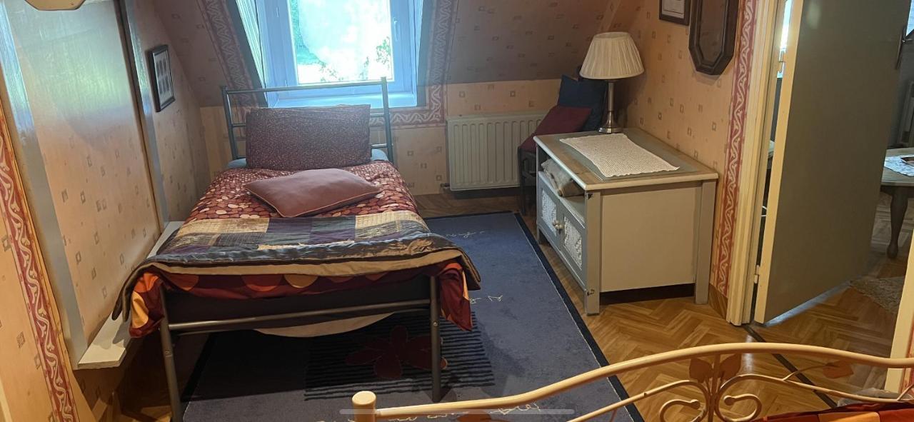 Double & Family Rooms In Tranquility In Blue Saint-Mars-sur-la-Futaie Buitenkant foto